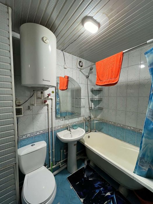 3xonali uy sotiladi universitet over shafran restoran