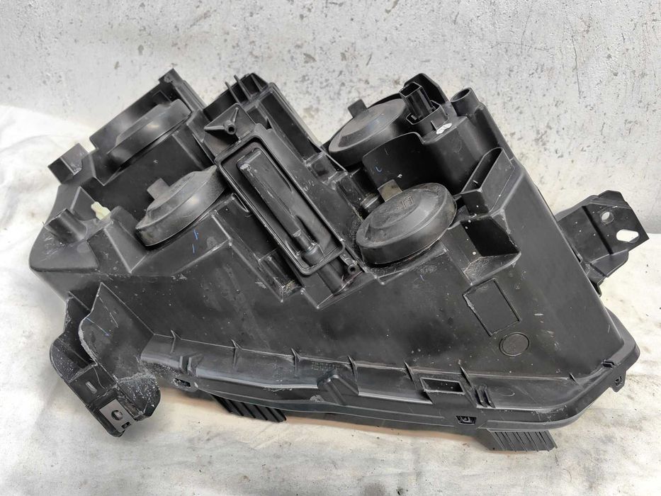 Оригинален фар Fiat Doblo Citroen Berlingo Partner