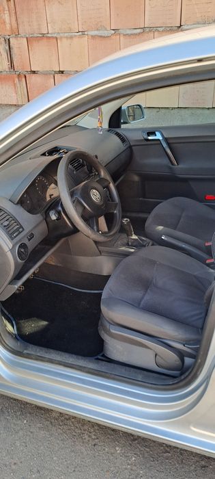 VOLKSWAGEN Polo 2005 — imagine 2