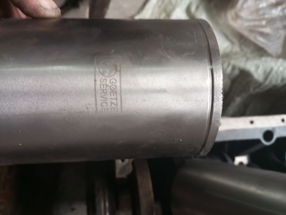 блок m104 коленвал  поршня