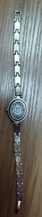 Часы женские с браслетом