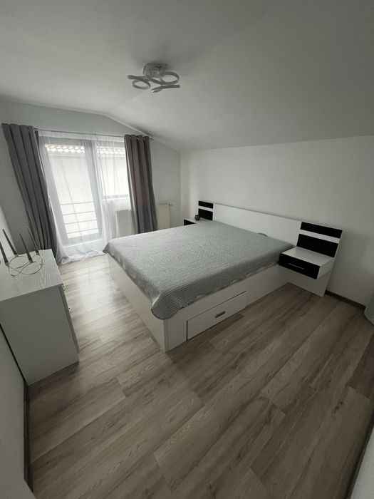 Vand casa tip duplex în comuna Berceni