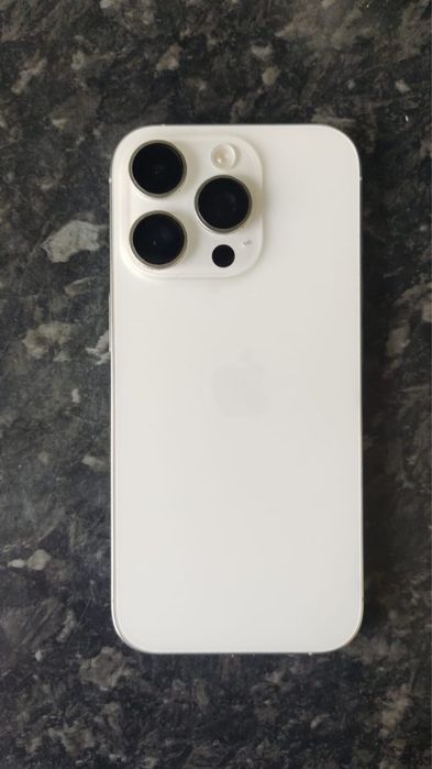 Продам Айфон 16 про