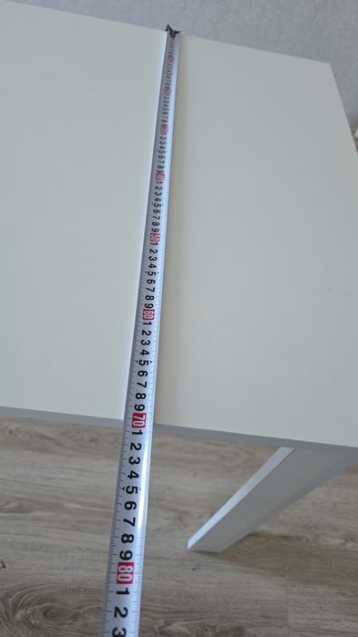 Стол со стульмя в отличном состояний