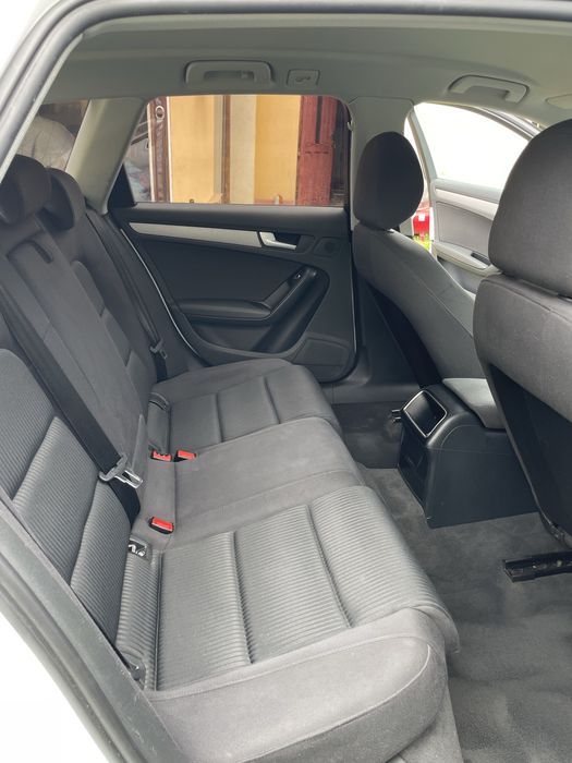 Se vinde Audi A4 Avant 2.0 TDI 2013