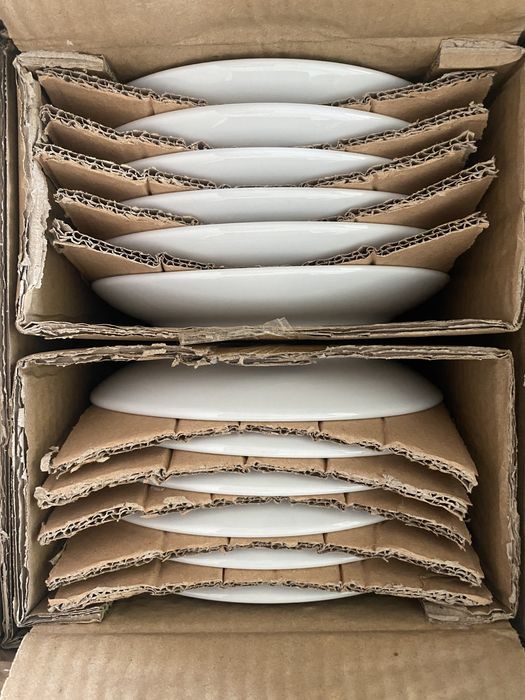 Set de farfurii 12 piese din porțelan 17.8cm alb, pt. uz comercial