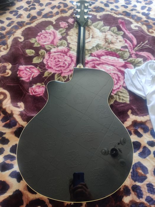 Chitară YAMAHA APX 600