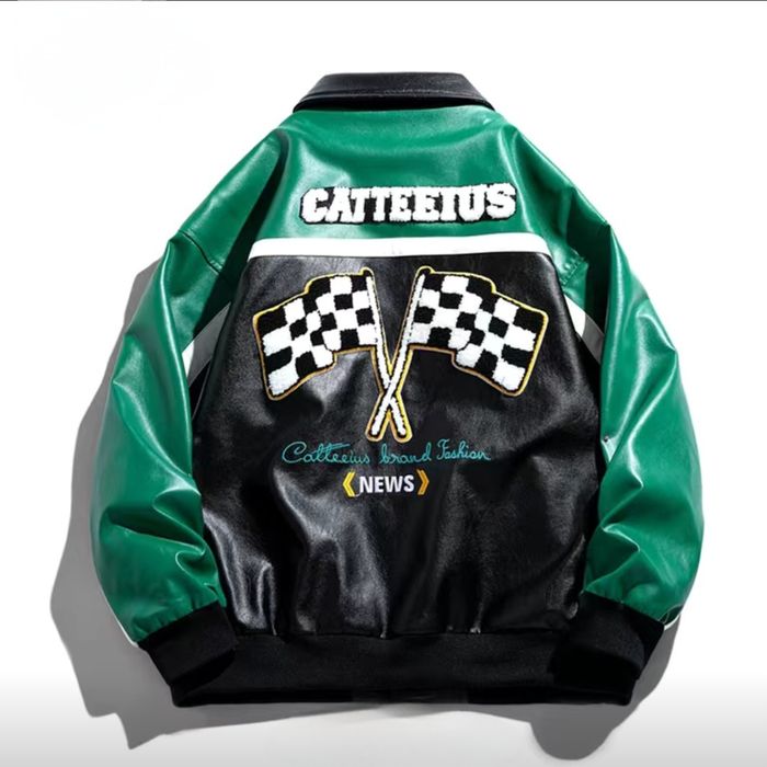 Куртки и ветровки