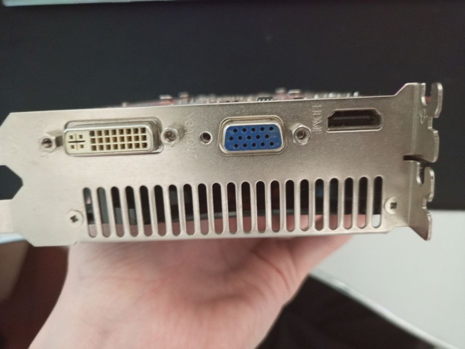 Продам видеокарту gtx 550 ti