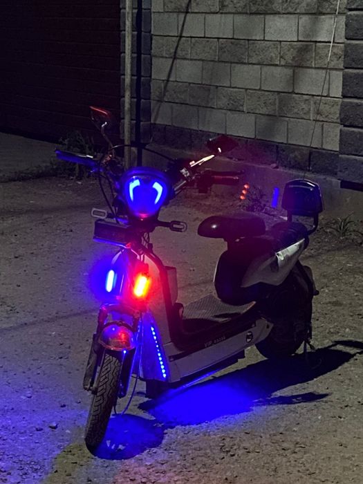 Продам скутер срочно
