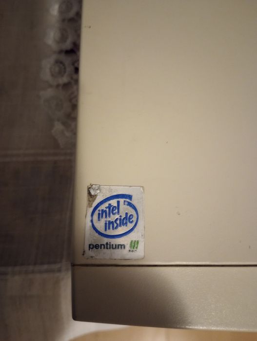 IBM NetVista Pentium III 100mhz 256 Sdram 20 HddGb