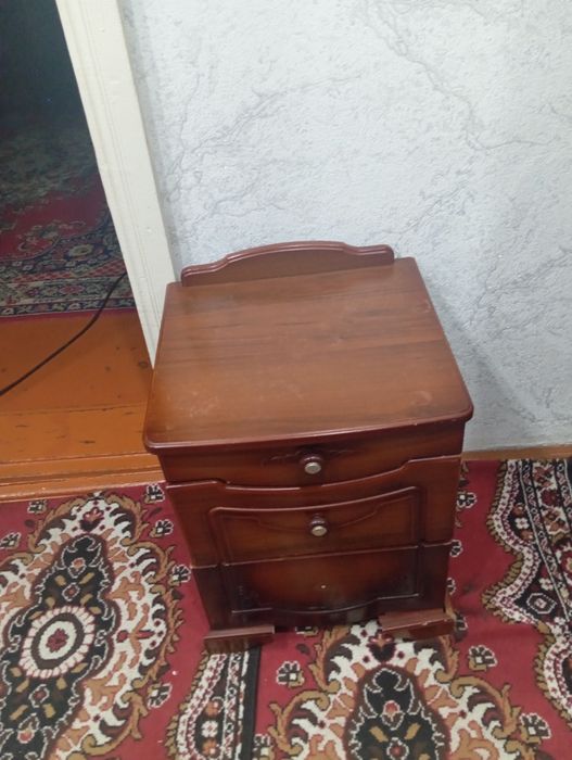 Продам спальный гарнитур