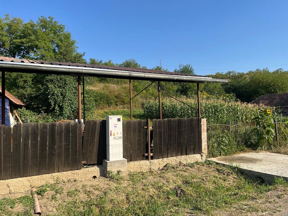 Casa de vinzare la tara