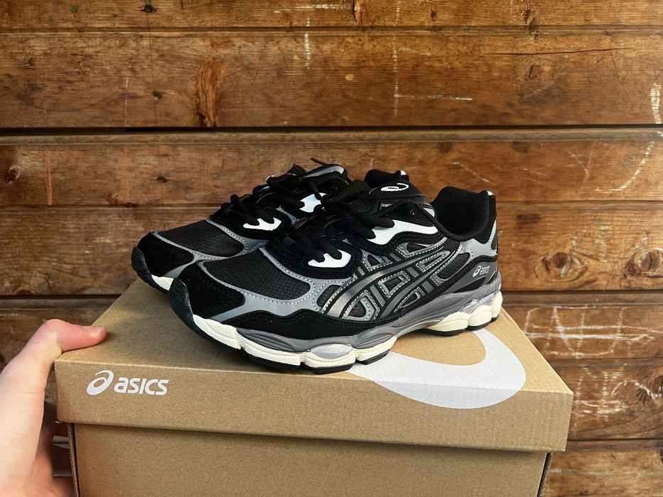 Asics Gel NYC Black noi