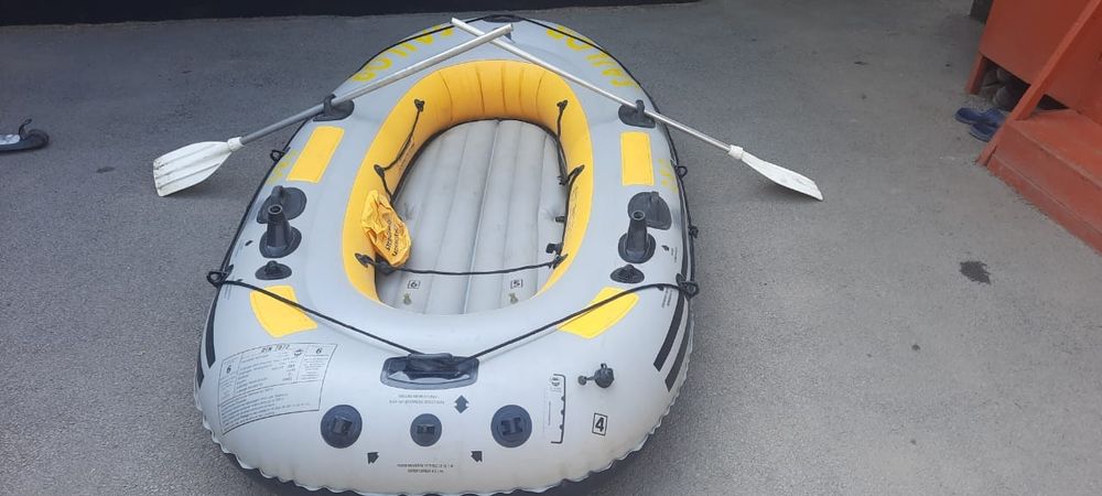 Продам надувная лодка