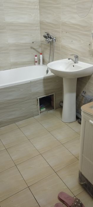 Uy yangi qurilgan navastroyka domlar