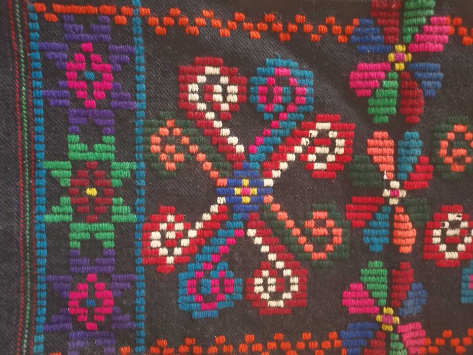 Битова вълнена възглавница