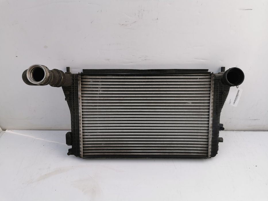 Radiator intercooler Volkswagen Golf 5 2004-2009 1K0145803A