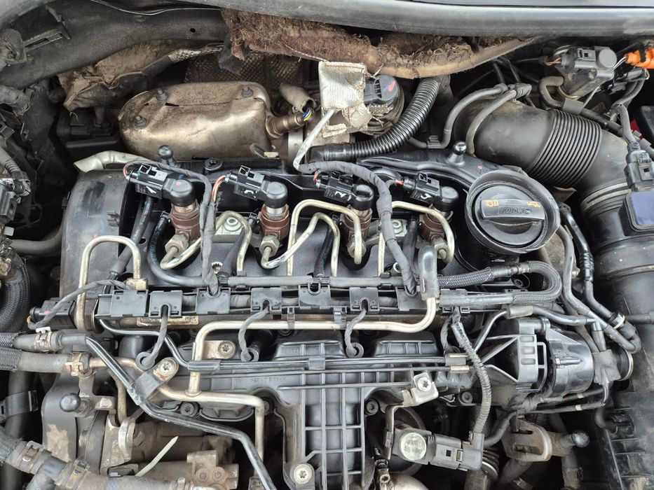 Piese vw golf 2010 1.6 cay 105 cp 5 trepte