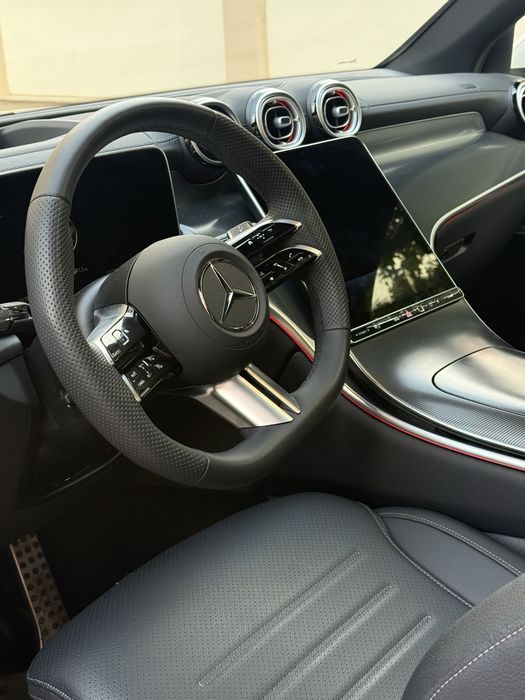 Коли Mercedes GLC под наем за сватба, бал с шофьор