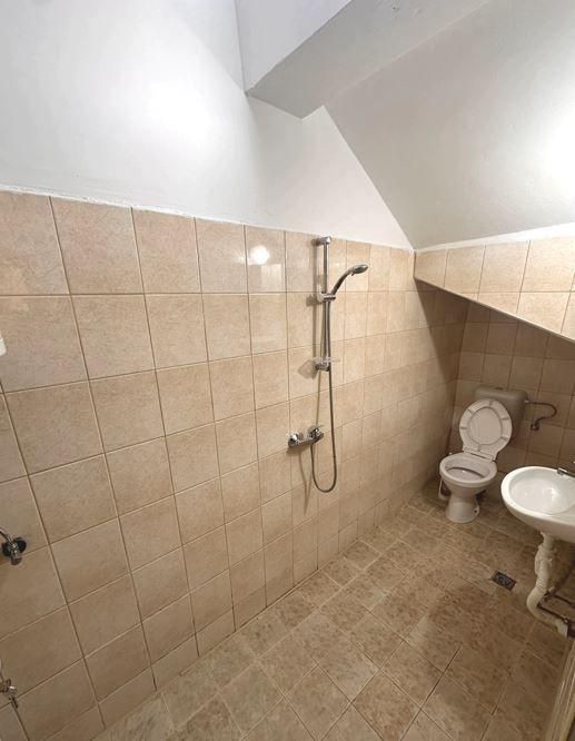 Дава се под наем Двустаен апартамент в Варна, Погреби - 40 кв.м за 278.97 € - Снимка #4