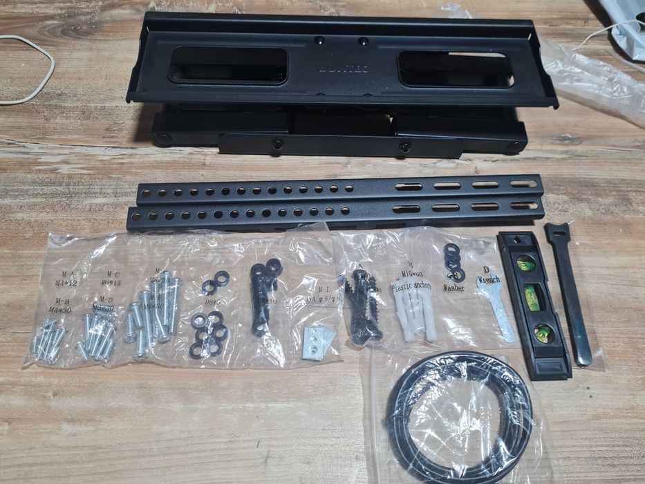 Suport TV de perete reglabil, diagonala 58-178 cm, pret FIX !