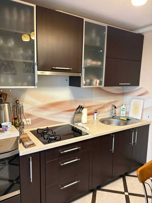 Дава се под наем Тристаен апартамент в София, Зона Б-18 - 90 кв.м за 663 € - Снимка #3