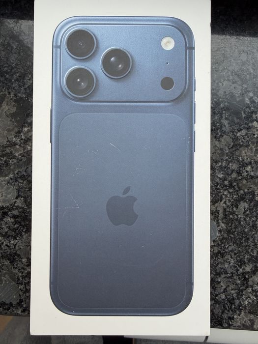 iPhone 17 Pro 1TB Blue, неразопакован!