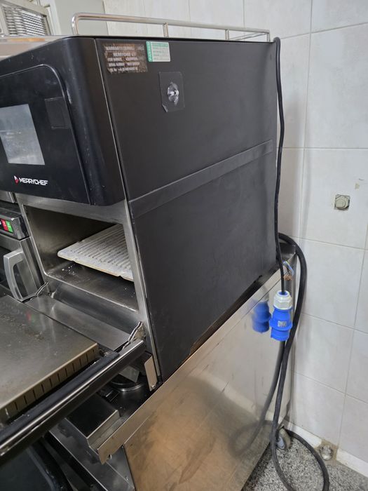 Високоскоростен конвектомат MerryChef Eikon® E2S Trend,3600лв