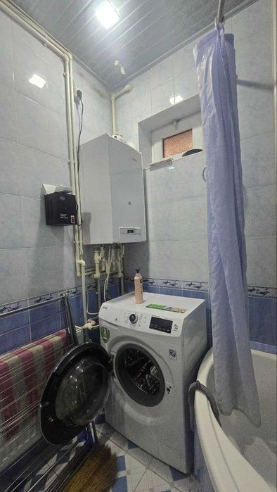 3х комнатная квартира вдоль дороги можно под бизнес, Поворот