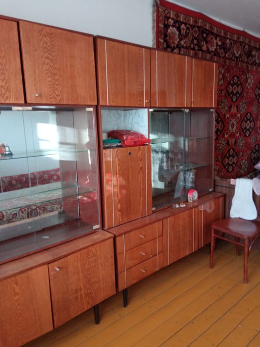 Сервант отдам даром