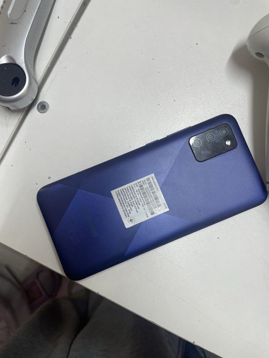 продам телефон самсунг а02