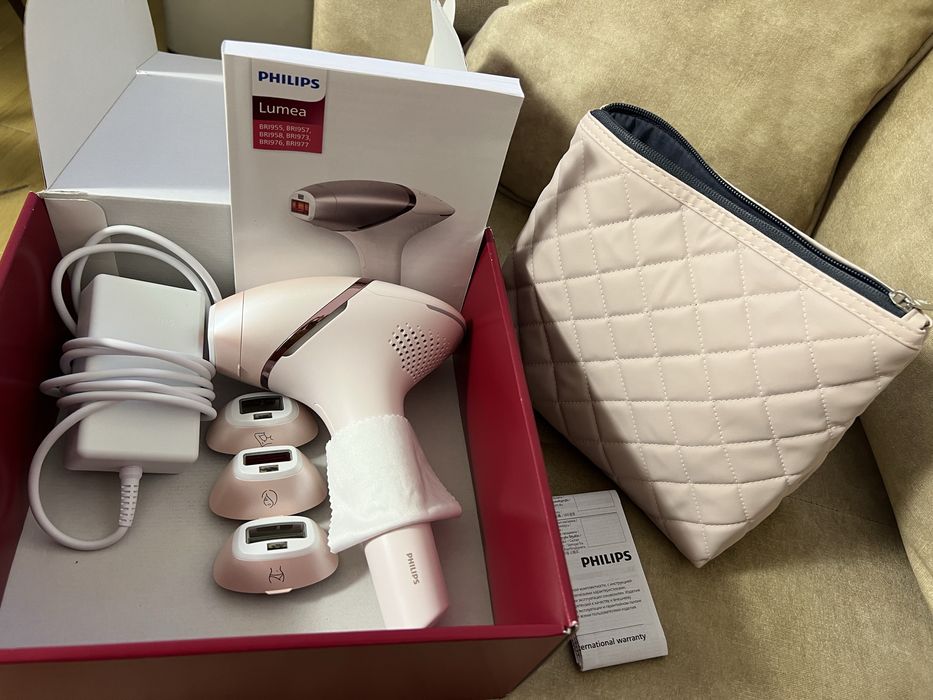 Epilator IPL PHILIPS LUMEA seria 9900