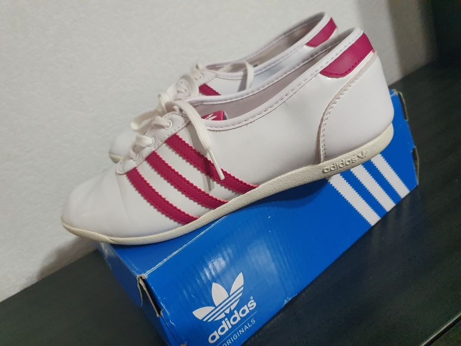 Маратонки Adidas