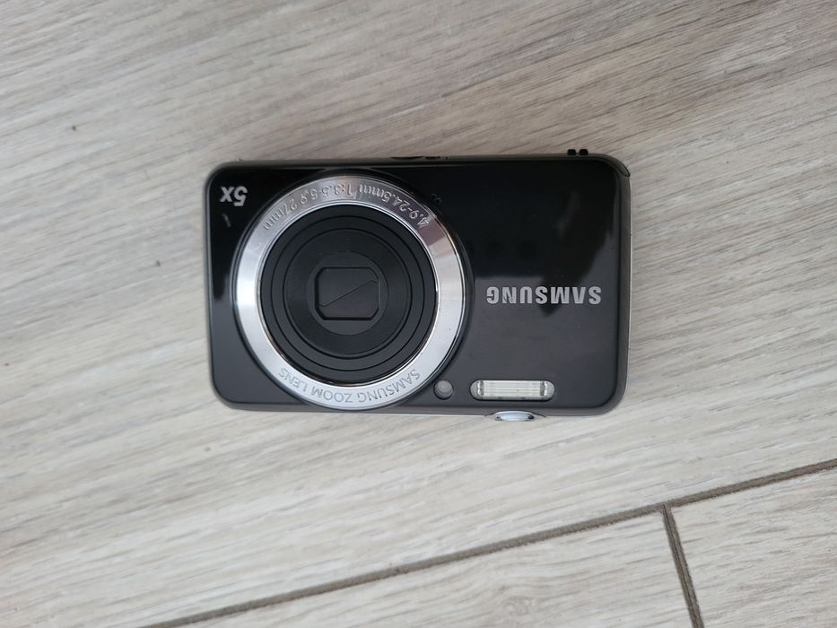 Видеокамера, фотоаппарат и видеоплеер