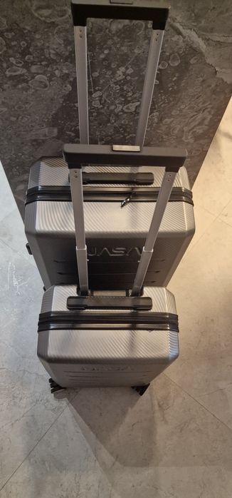 Черен ноември!КУФАР С КОЛЕЛЦА NASA, ултра лек, поликарбонат, размер М