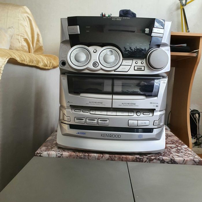 Продавам аудио система KENWOOD