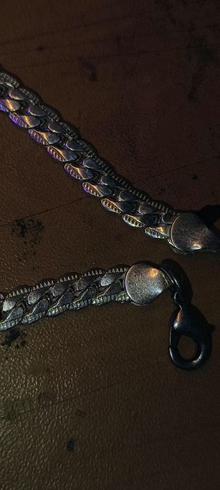 Сребърен синджир със медальон или кръст