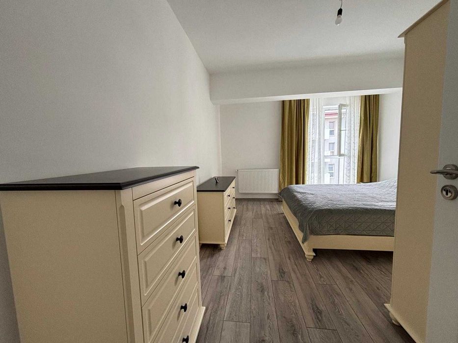 Apartament decomandat 2 camere, mobiliat si utilat, include loc parcare