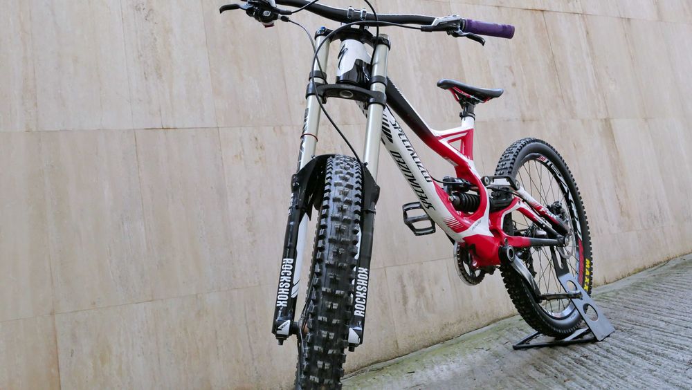 Specialized Demo 8 II – DownHill легенда