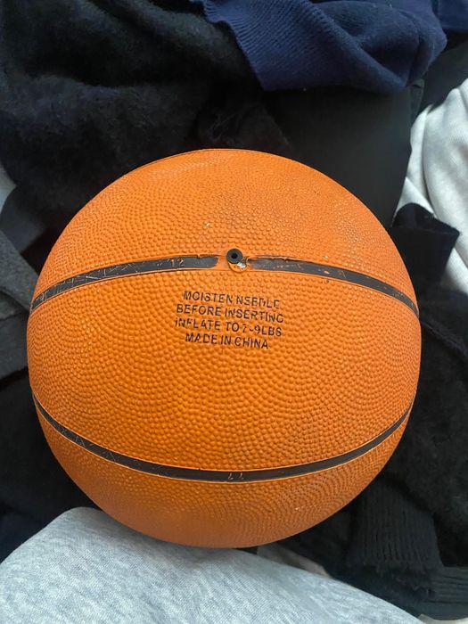 баскетбольный мячик