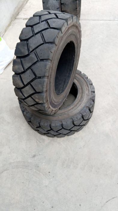 Anvelope stivuitoare SH