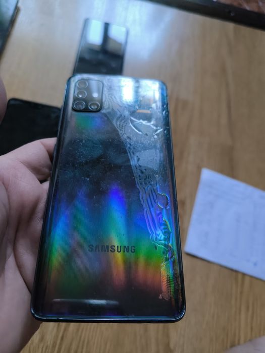 Telefoane pt piese sau reparație !!Sunt 8 bucăți se vând doar toate !