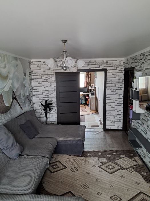 Продам или обменяю на 3 комнатную.торг уместен.