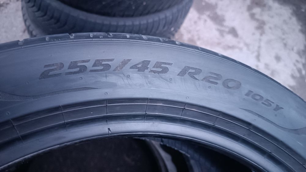 255/45/20 Pirelli Дот 0423