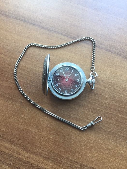 Продам карманные часы.коллекционные.