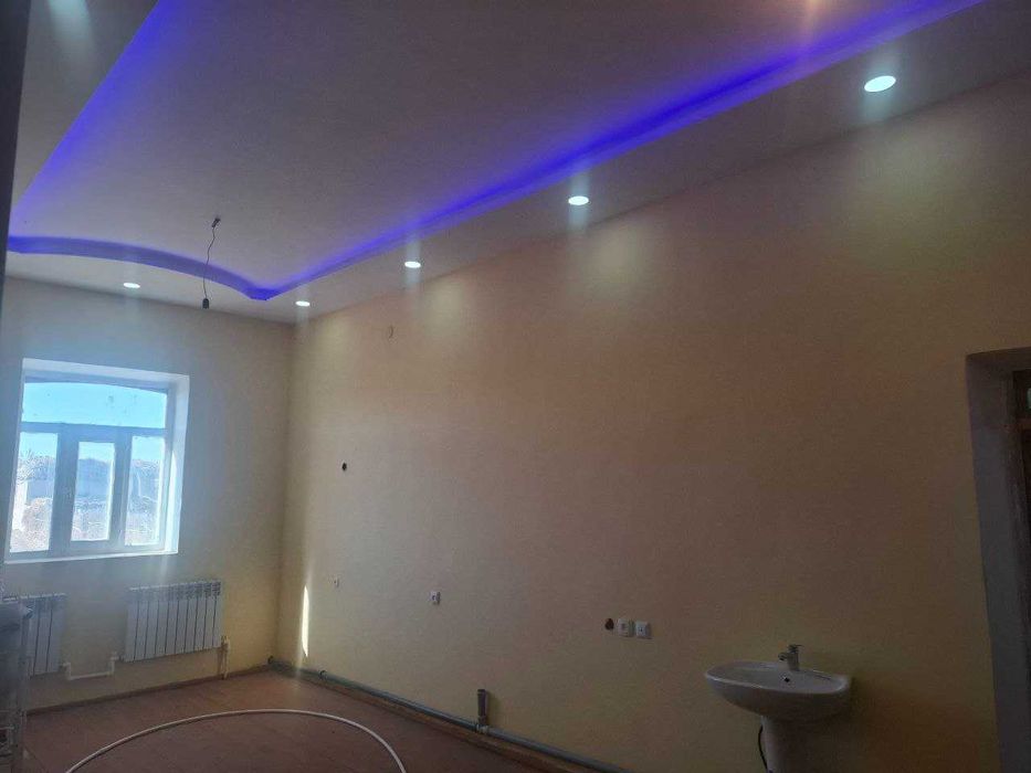 Uy sotiladi 1200 kv/m  hovli joy