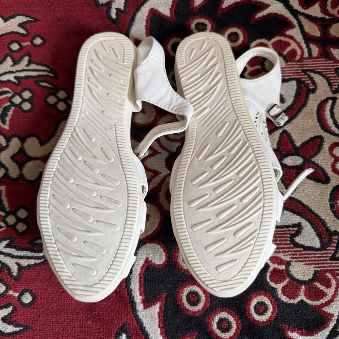Продам детские босоножки, размер 32