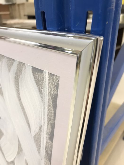 Картины ручной росписи.