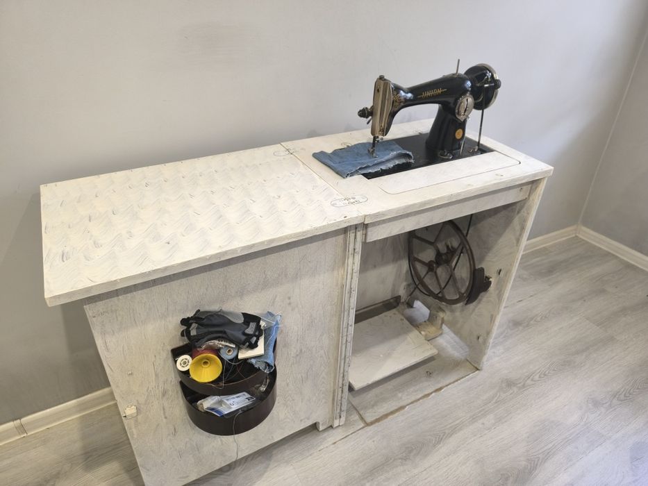 Крачна шевна машина Union